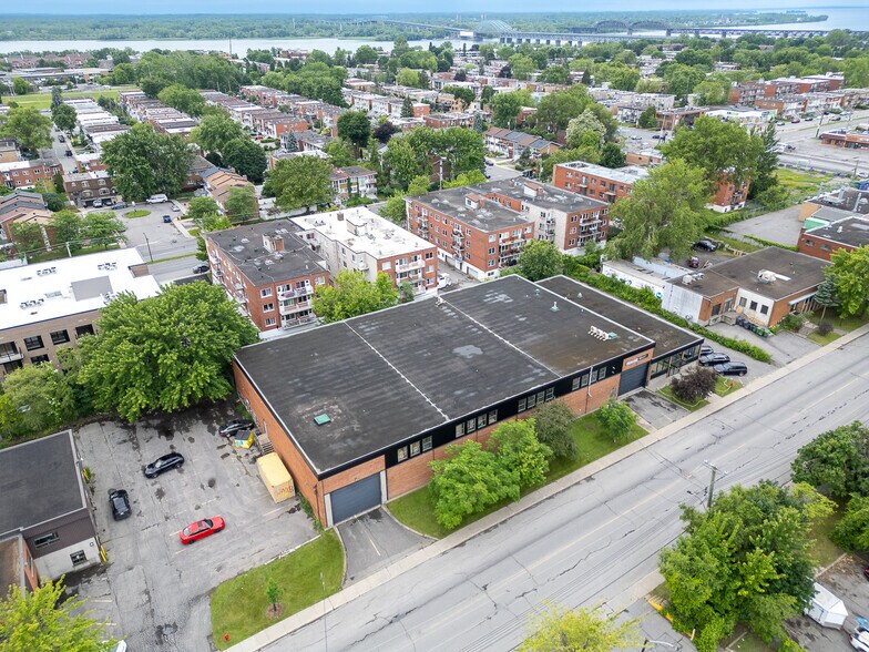 More Photos Of 9246 St Boivin, Montréal Manufacturing For Sale