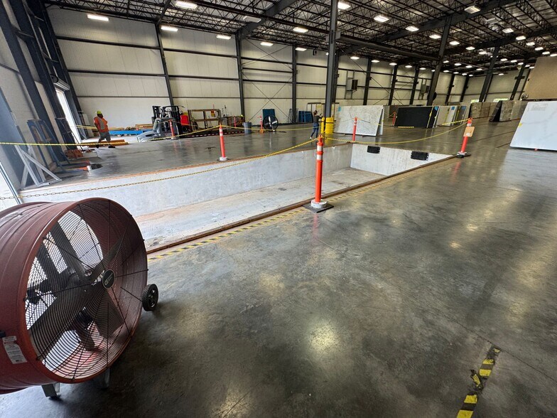 More Photos Of 8301 N Hickory St, Loxley Warehouse For Lease