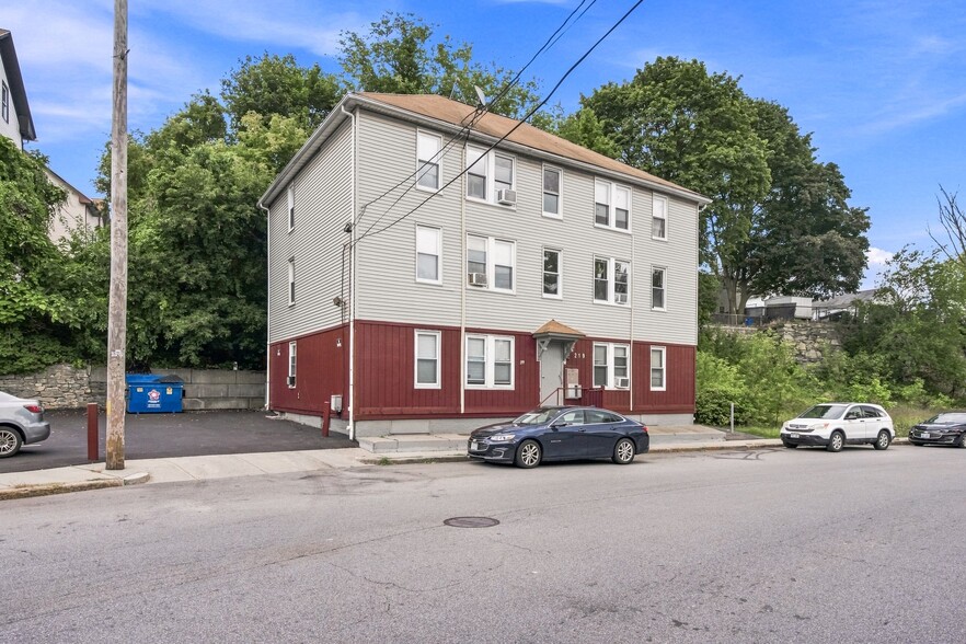 More Photos Of 219 River St, Woonsocket Apartments For Sale