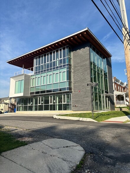 More Photos Of 30 E Third St, Media Office Residential For Lease