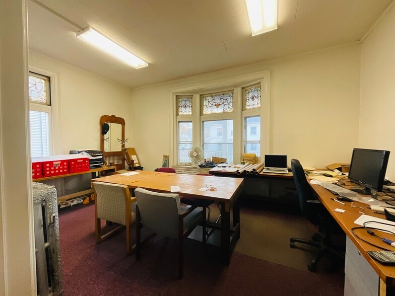 More Photos Of 179 1st St, Pittsfield Office Residential For Sale