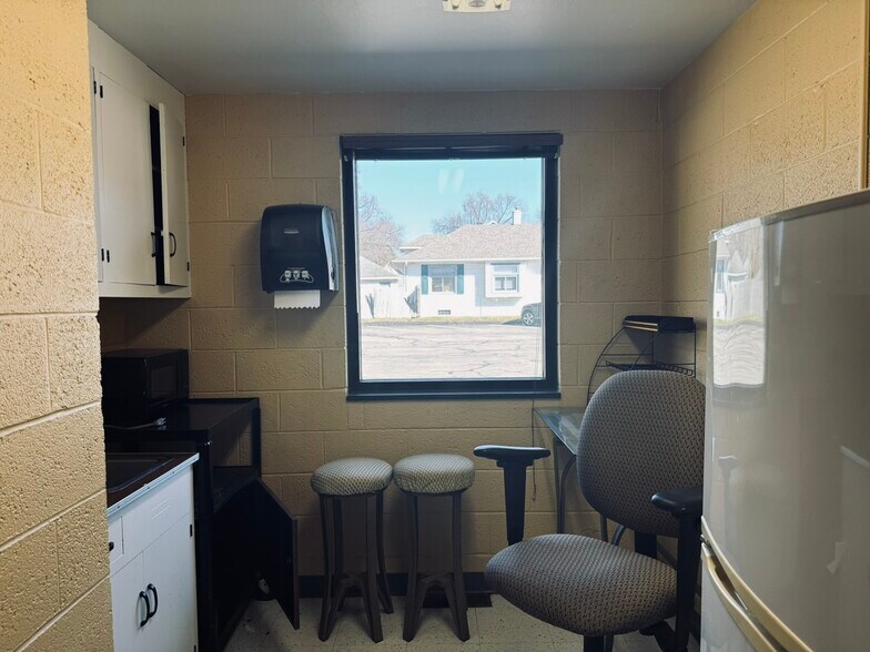 More Photos Of 5937 King Hwy, Kalamazoo Bank For Sale