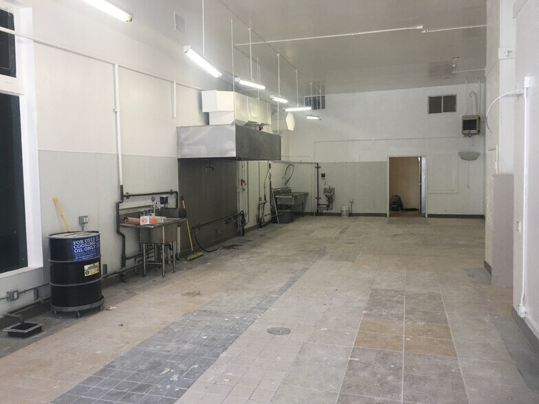 More Photos Of 35 6th St, San Francisco Hotel For Lease