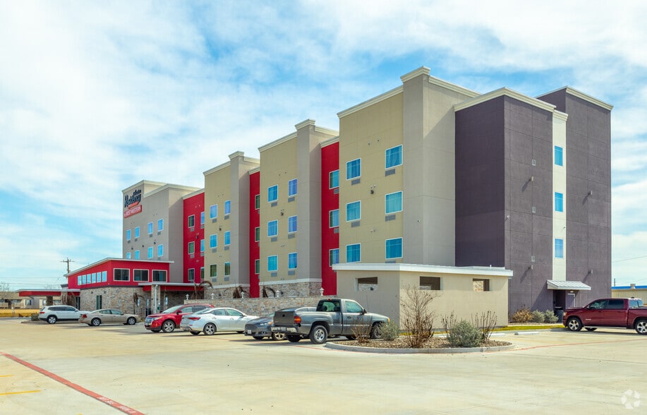 More Photos Of 9307 S Padre Island Dr, Corpus Christi Hotel For Sale