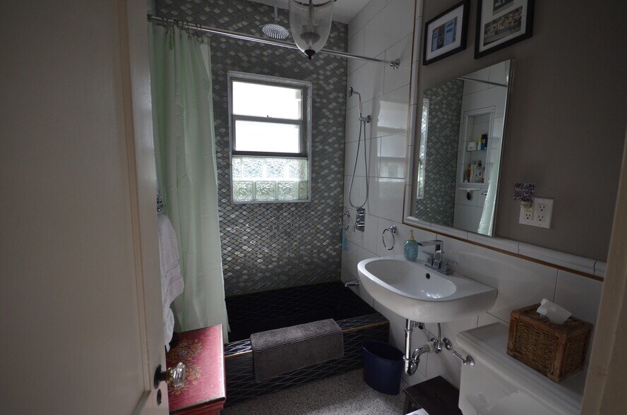 More Photos Of 334 NE 26th Ter, Miami Specialty For Sale