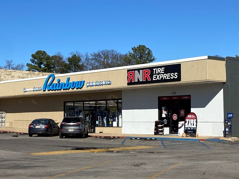 More Photos Of 2-34 Phillips Dr, Birmingham Unknown For Lease