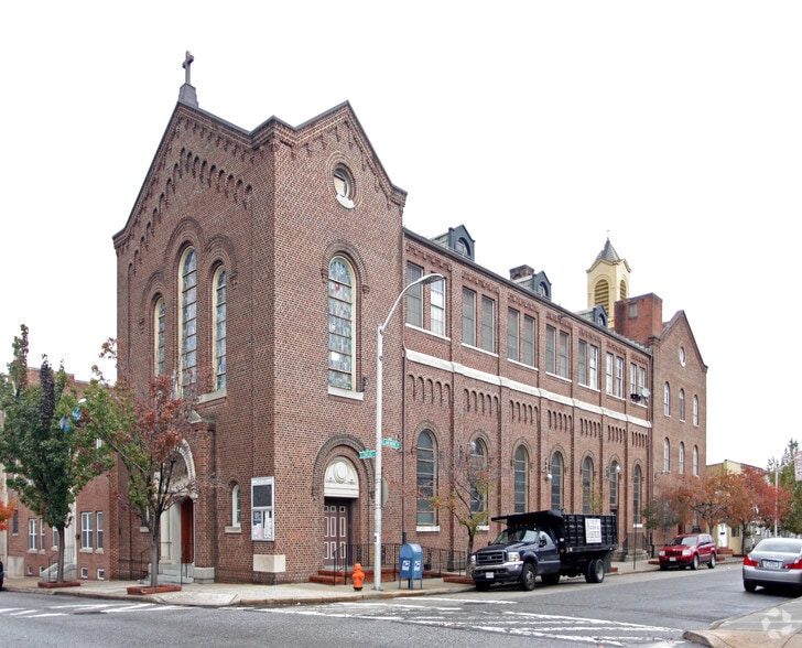 More Photos Of 3600 Claremont St, Baltimore Religious Facility For Sale