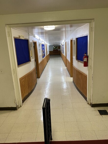 More Photos Of 856 Margaret St, Jacksonville Religious Facility For Sale
