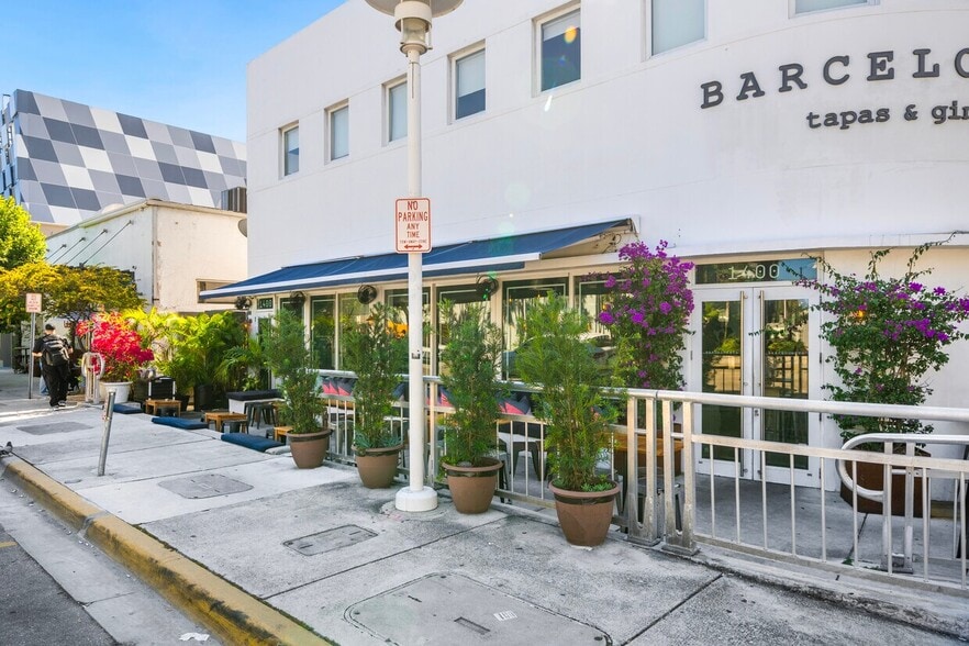 More Photos Of 1400 20th St, Miami Beach Storefront Retail Office For Sale
