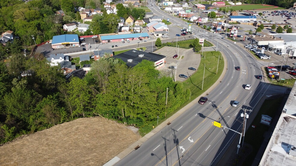 More Photos Of 2225-2235 Sunset Blvd, Steubenville Land For Sale