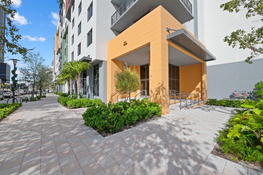 More Photos Of 600 N Andrews Ave, Fort Lauderdale Apartments For Lease