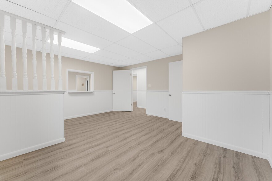 More Photos Of 1189 Pineview Dr, Morgantown Medical For Lease