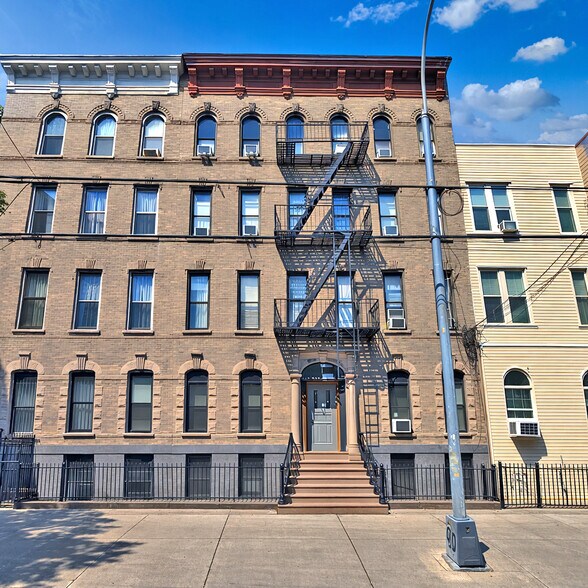 More Photos Of 227 Kingsland Ave, Brooklyn Apartments For Sale