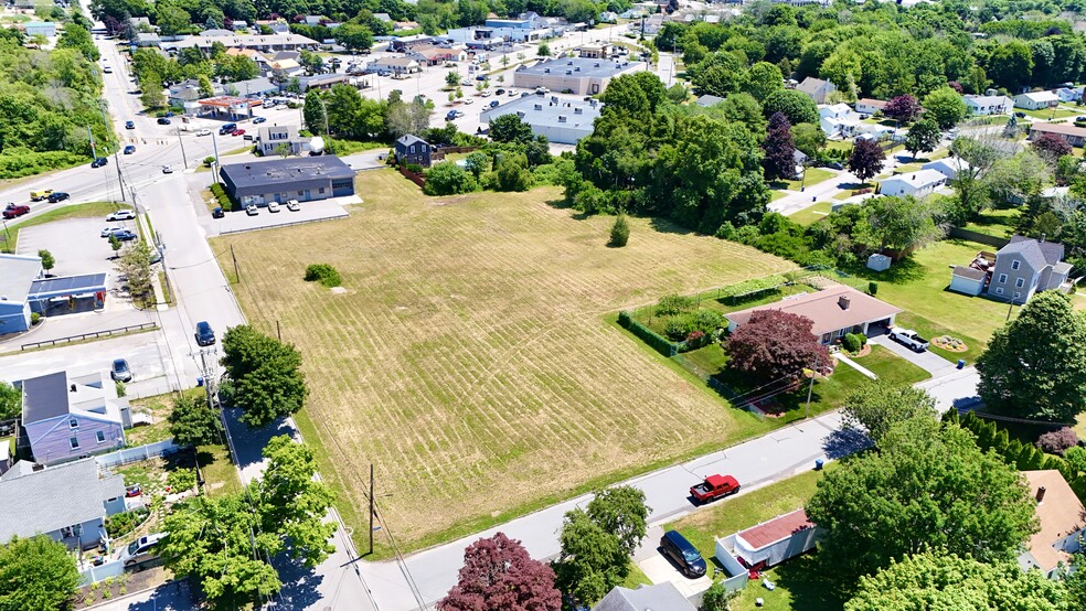 More Photos Of 145 Bridge St, Fairhaven General Retail For Sale