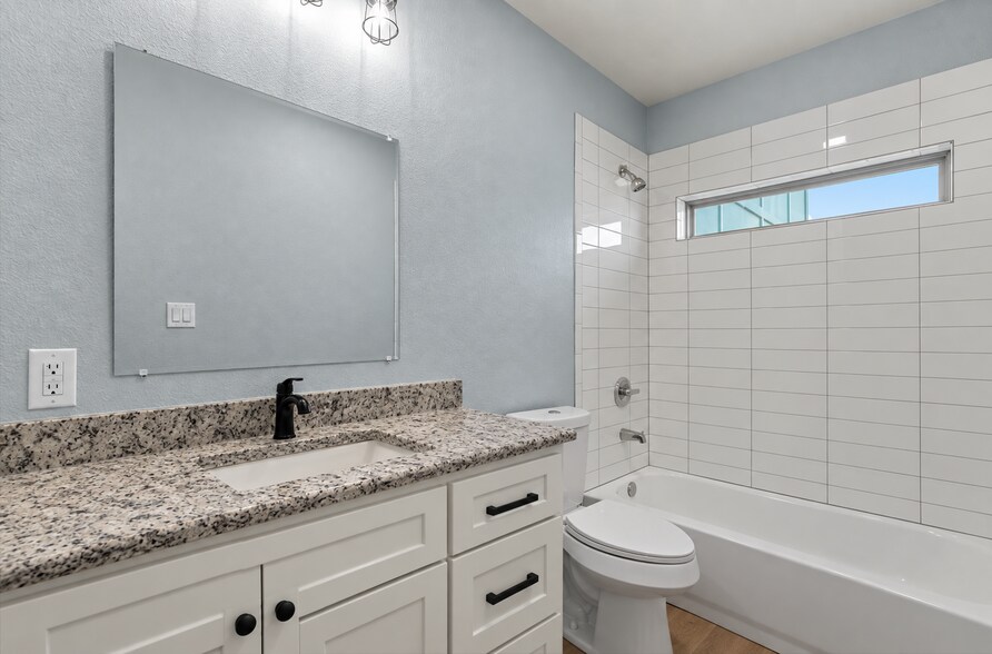 More Photos Of 711 4th St, Eddy Specialty For Sale