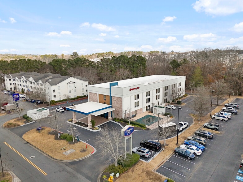 Primary Photo Of 450 Parkway 575, Woodstock Hotel For Sale