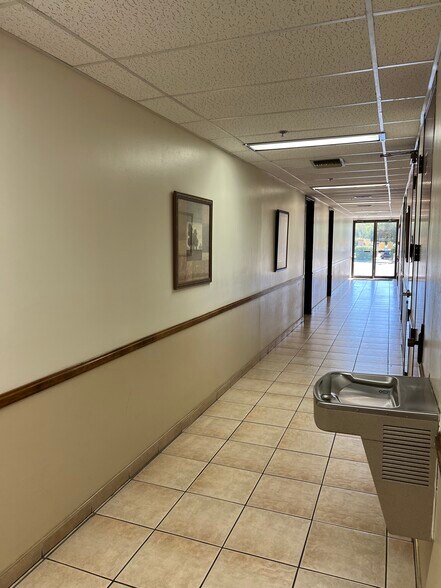 More Photos Of 2201 Mt Vernon Ave, Bakersfield Medical For Lease