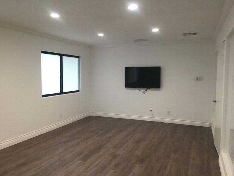 More Photos Of 1351 E Chapman Ave, Fullerton Office For Sale