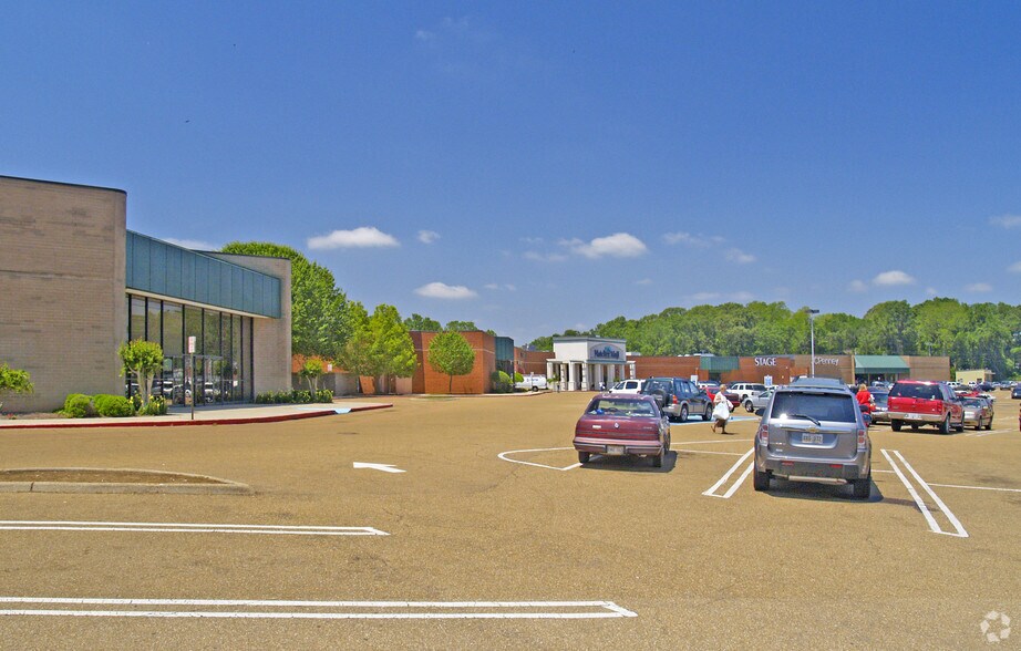 More Photos Of 350 John R Junkin Dr, Natchez Unknown For Lease