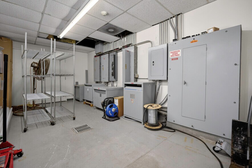 More Photos Of 1820 N Council Rd, Blanchard Food Processing For Sale