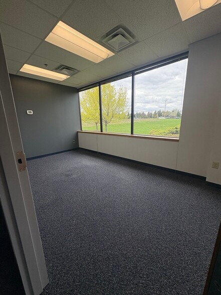 More Photos Of 747 Dresher Rd, Horsham Township Office For Lease