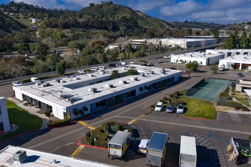 More Photos Of 4901-4907 Morena Blvd, San Diego Unknown For Lease