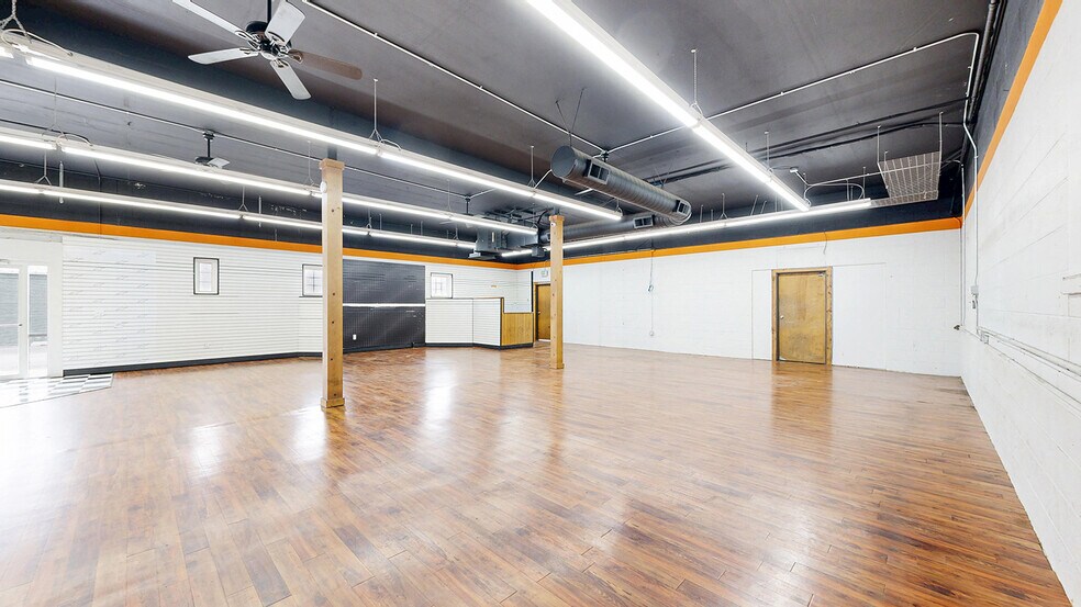 More Photos Of 1400 E Eisenhower Blvd, Loveland Unknown For Lease