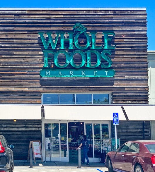 More Photos Of 801 Camelia St, Berkeley Manufacturing For Lease