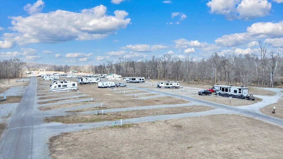 More Photos Of 319 T B Stanley Hwy, Bassett Trailer Camper Park For Sale