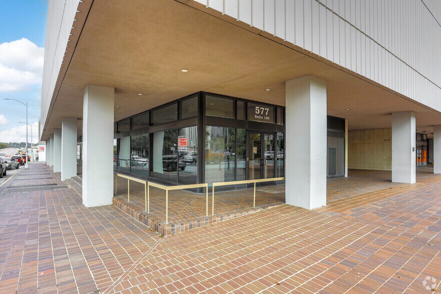 More Photos Of 577 Mulberry St, Macon-Bibb Office For Lease