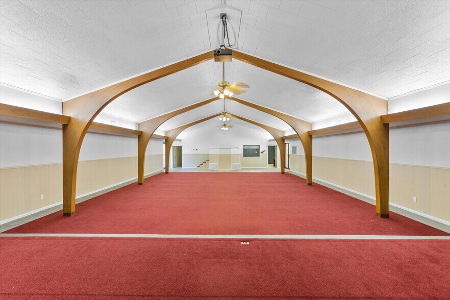More Photos Of 201 Ragland St, Palestine Religious Facility For Sale