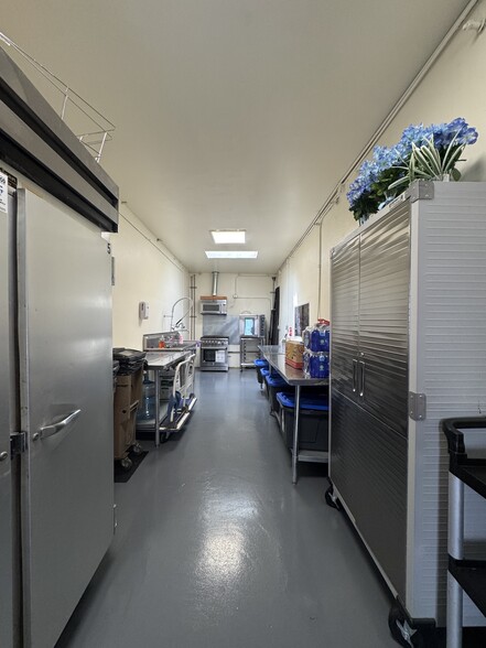 More Photos Of 2618 San Pablo Ave, Berkeley Freestanding For Lease