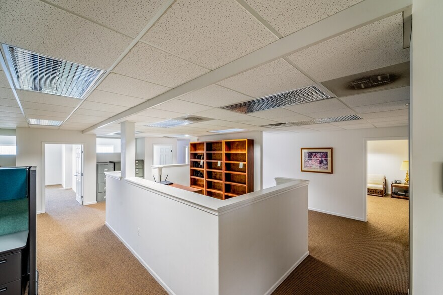 More Photos Of 4615-4621 S Wayne Rd, Wayne Storefront For Sale