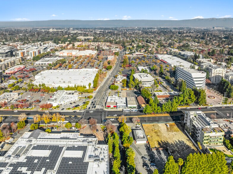 More Photos Of 2490-2496 W El Camino Real, Mountain View Freestanding For Sale