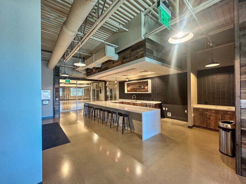 More Photos Of 200 Bailey Ranch Rd, Aledo Medical For Lease