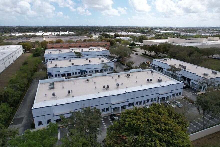 More Photos Of 5951 NW 173rd Dr, Miami Medical For Sale