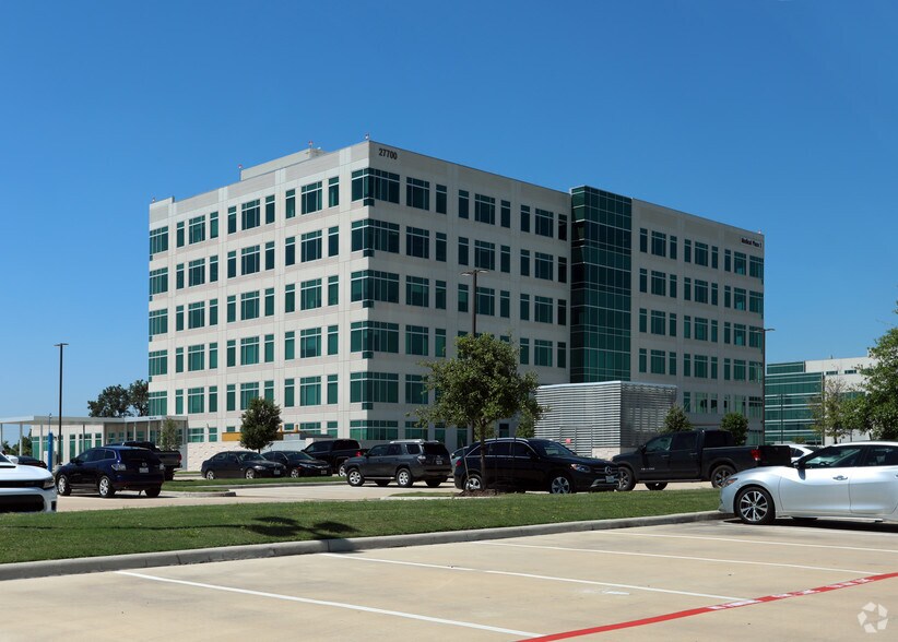 More Photos Of 27700 Highway 290, Cypress Medical For Lease