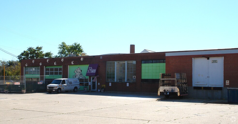 More Photos Of 420 S 1st St, Milwaukee Industrial For Sale