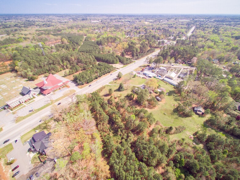 More Photos Of 1415 N Lake Dr, Lexington Land For Sale