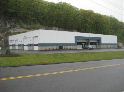More Photos Of 53 Lancaster Dr, Beacon Falls Warehouse For Sale