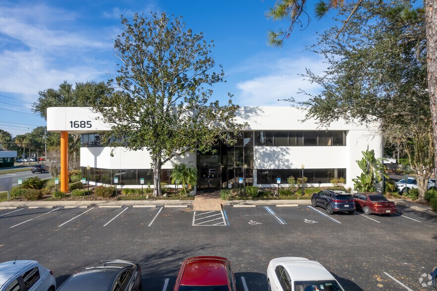 More Photos Of 1685 Lee Rd, Winter Park Medical For Lease