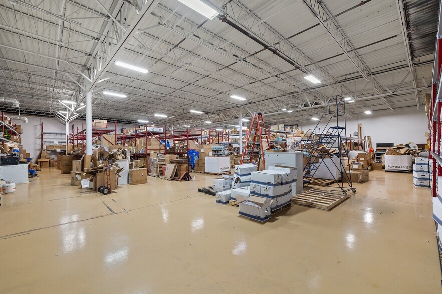 More Photos Of 1 Hedstrom Dr, Ashland Mixed Retail For Sale