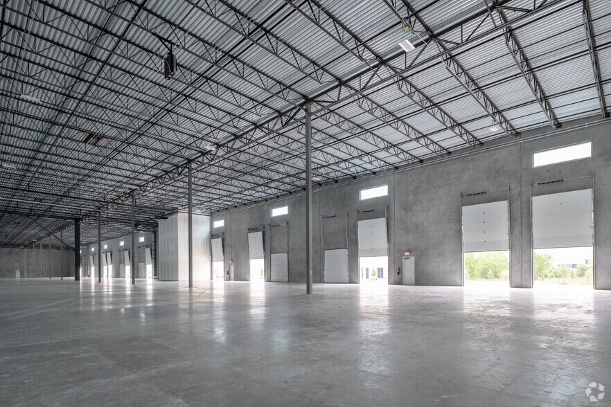 More Photos Of 19121 Marketplace Ave, Kyle Unknown For Lease