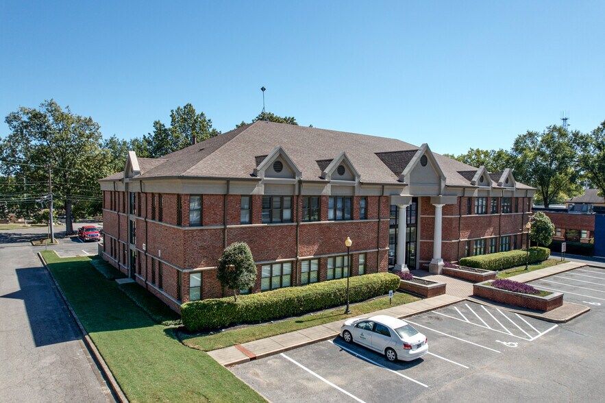 More Photos Of 2693 Union Avenue Ext, Memphis Office For Lease
