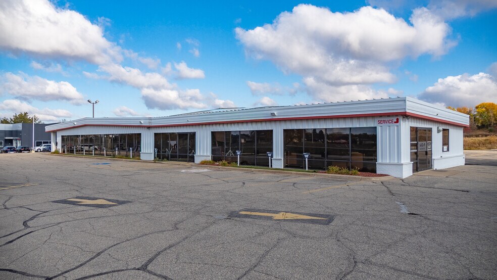 More Photos Of 4444 Highway 52 N, Rochester Auto Dealership For Sale
