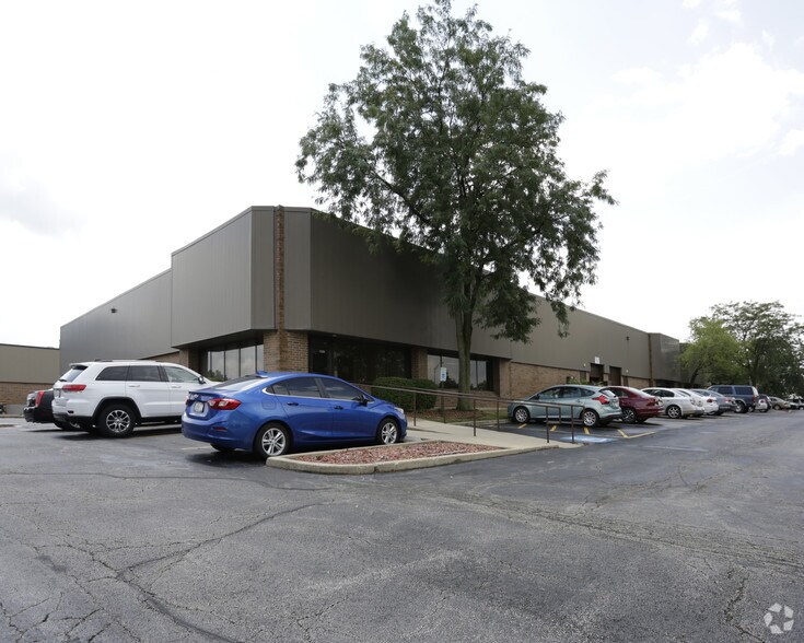 Primary Photo Of 1201-1225 Naperville Dr, Romeoville Warehouse For Lease