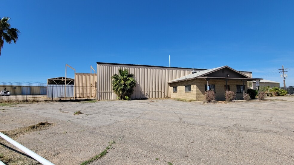 More Photos Of 5260 E Canada St, Tucson Manufacturing For Sale