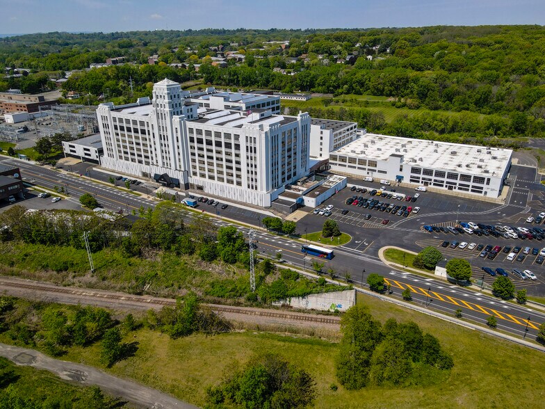More Photos Of 150 Broadway, Menands Office For Lease