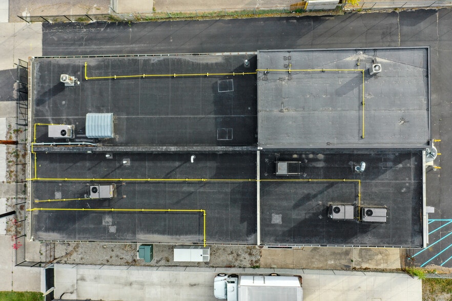 More Photos Of 12843-12851 Artesian St, Detroit Warehouse For Sale