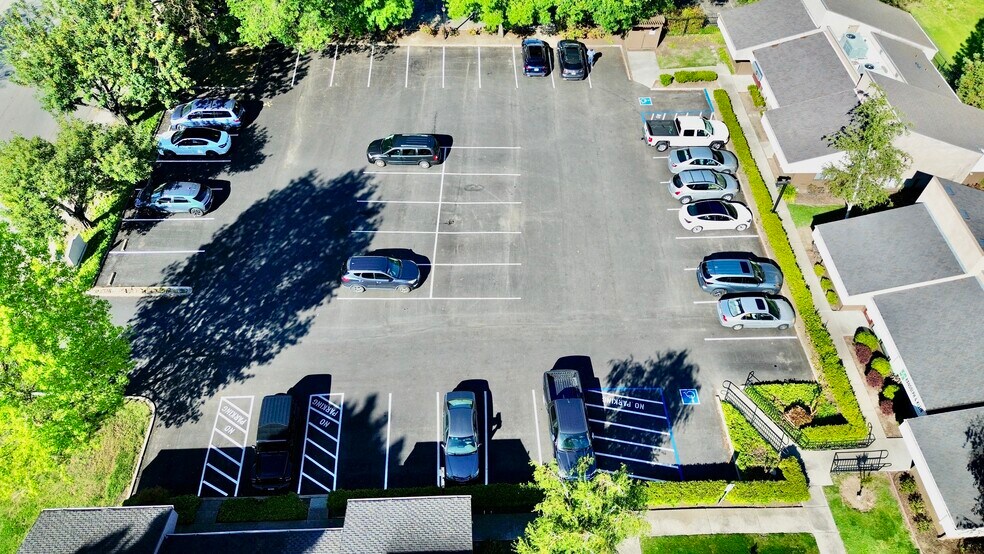 More Photos Of 2087 Grand Canal Blvd, Stockton Office For Lease